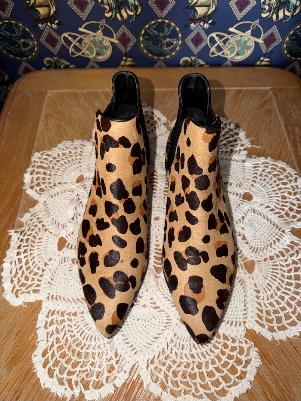 Cole Haan Leopard Print Pointed Toe Ankle Boots - Tan Black Chelsea Size 9B New